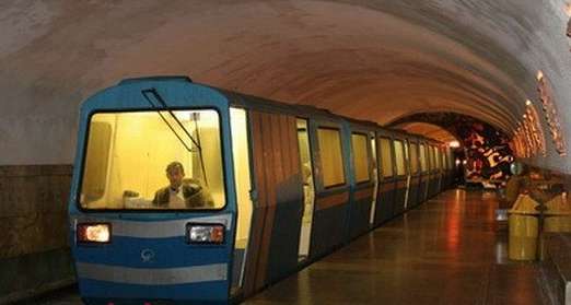 Железная дорога в Новоафонской пещере