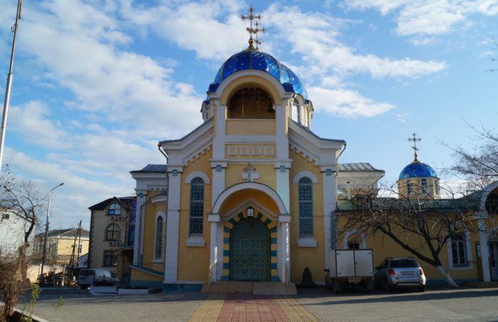 Свято-Успенский собор в Махачкале